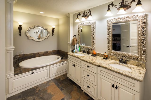 5800 MORNING STAR CT, Columbia, MO 65203