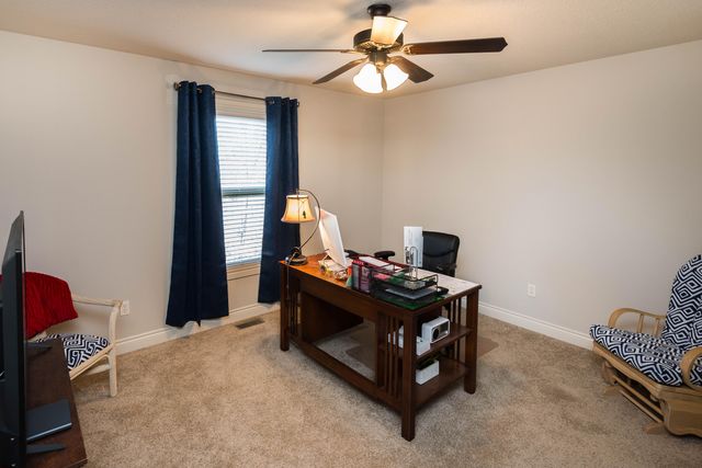 5800 MORNING STAR CT, Columbia, MO 65203