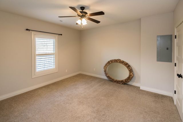 5800 MORNING STAR CT, Columbia, MO 65203