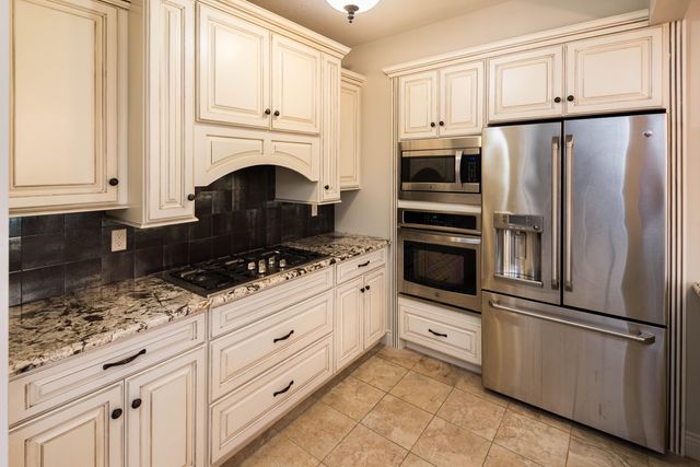 5800 MORNING STAR CT, Columbia, MO 65203