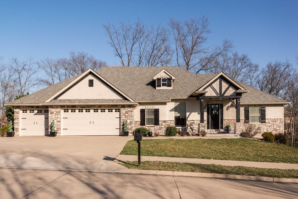 5800 MORNING STAR CT, Columbia, MO 65203