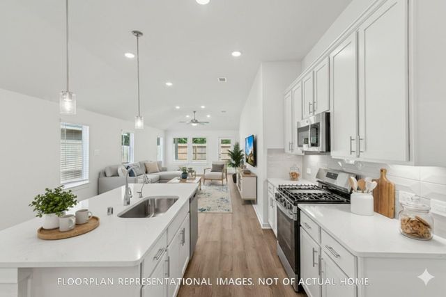 10349 Navarro Path, Montgomery, TX 77316