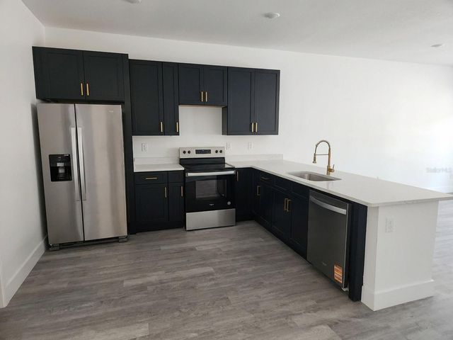 111 DR MARTIN LUTHER KING JR BOULEVARD S, Lake Wales, FL 33853