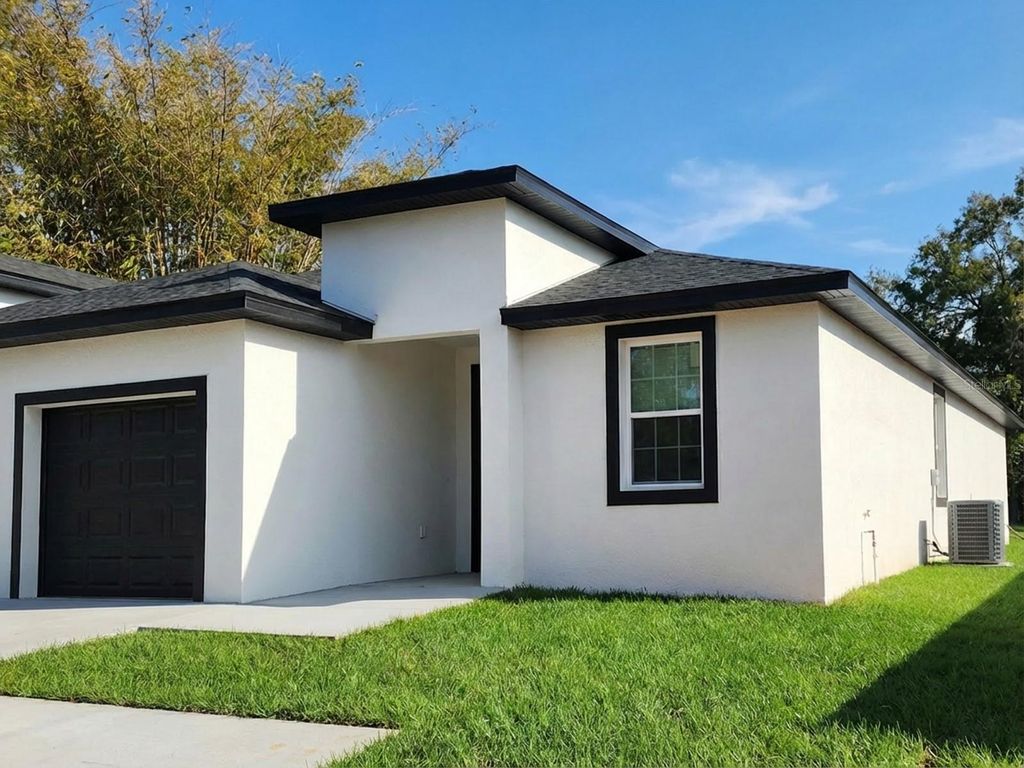 111 DR MARTIN LUTHER KING JR BOULEVARD S, Lake Wales, FL 33853