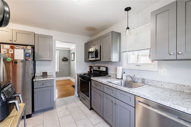 115 Allandale Avenue, Rochester, NY 14610