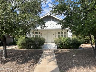 526 W CULVER Street B, Phoenix, AZ 85003