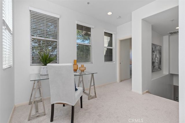 25 Vermillion, Irvine, CA 92603