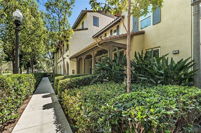 25 Vermillion, Irvine, CA 92603