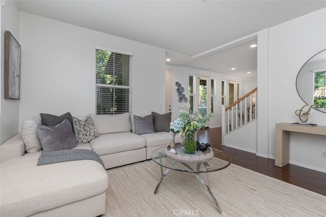 25 Vermillion, Irvine, CA 92603