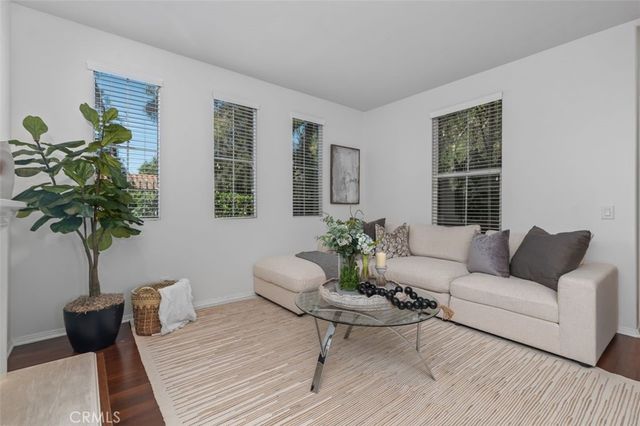 25 Vermillion, Irvine, CA 92603