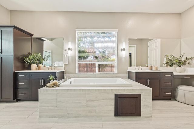 4809 N Sunset Avenue, Fresno, CA 93704