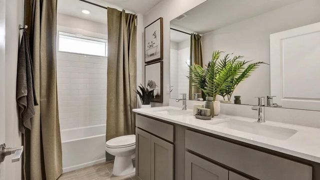 19805 Whispering Creek Road, Loxahatchee, FL 33470