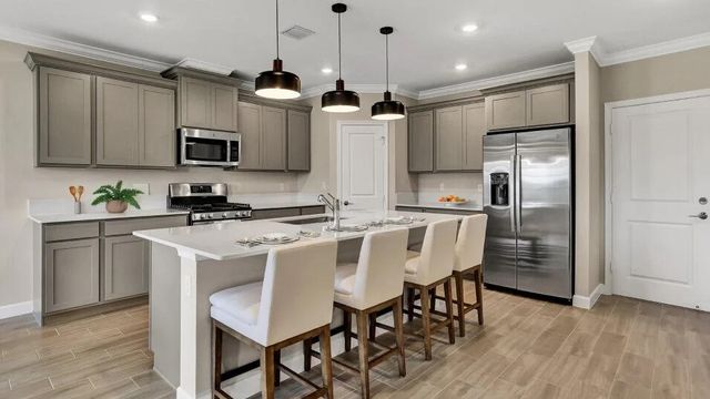 19805 Whispering Creek Road, Loxahatchee, FL 33470