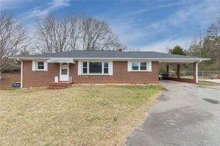 1315 Antreville Highway, Iva, SC 29655