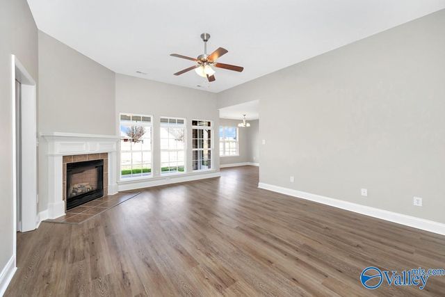 4938 Montauk Trail, Owens Cross Roads, AL 35763