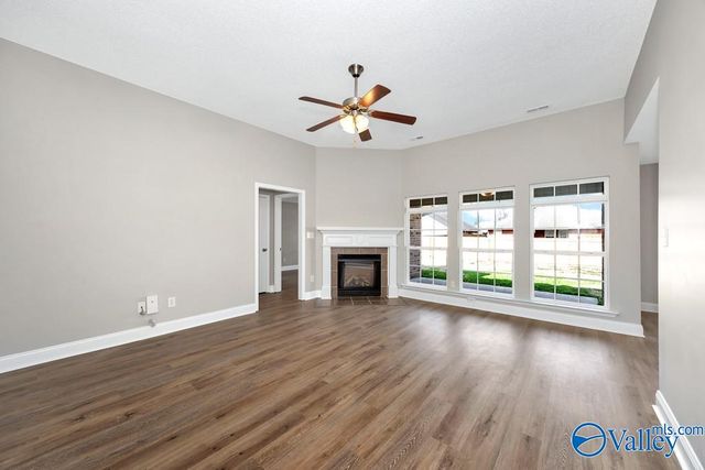 4938 Montauk Trail, Owens Cross Roads, AL 35763