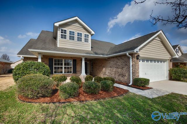 4938 Montauk Trail, Owens Cross Roads, AL 35763