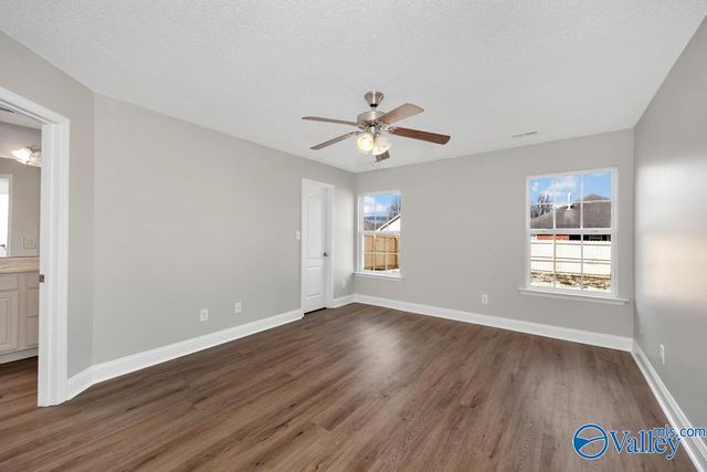 4938 Montauk Trail, Owens Cross Roads, AL 35763