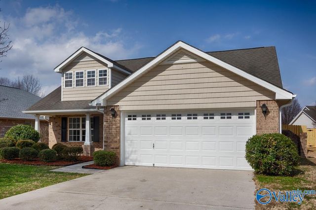 4938 Montauk Trail, Owens Cross Roads, AL 35763