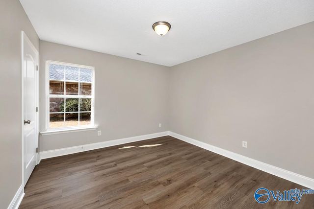 4938 Montauk Trail, Owens Cross Roads, AL 35763