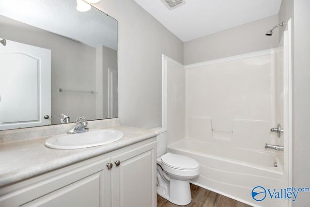 4938 Montauk Trail, Owens Cross Roads, AL 35763