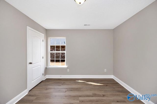 4938 Montauk Trail, Owens Cross Roads, AL 35763