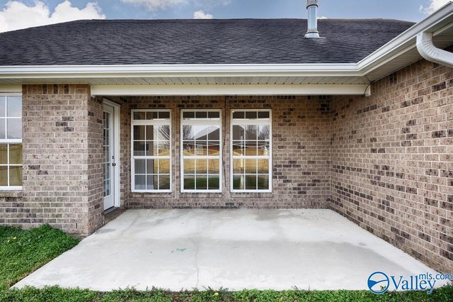 4938 Montauk Trail, Owens Cross Roads, AL 35763