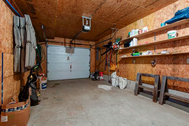 79 Turkey Trail, Blue Eye, MO 65611