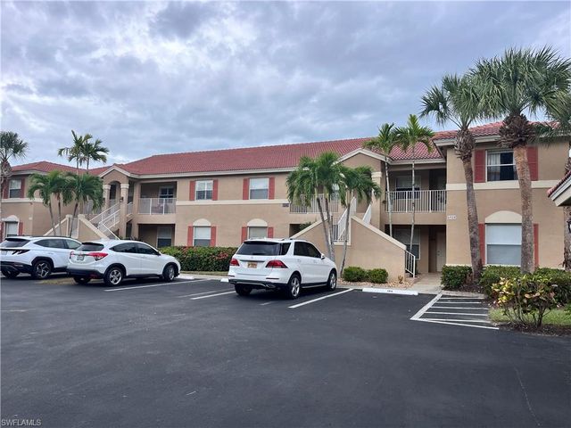 6920 Huntington Lakes CIR 103, Naples, FL 34119