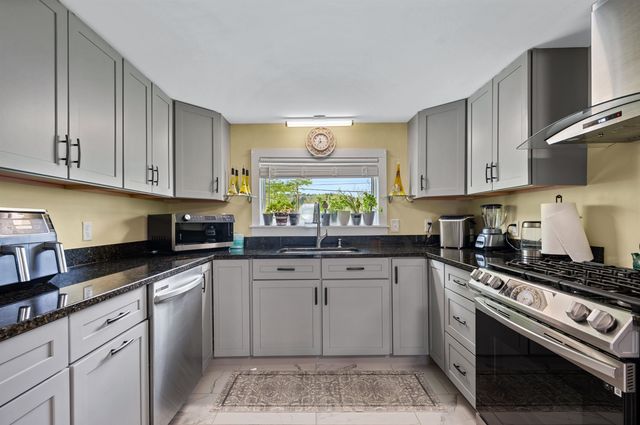 3250 Waterbury-Stowe Road, Waterbury, VT 05677