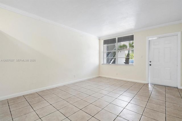 1715 N 16th Ave 114, Hollywood, FL 33020