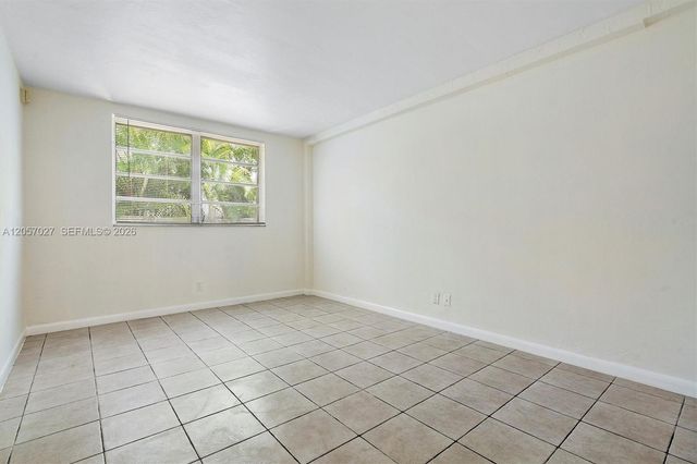 1715 N 16th Ave 114, Hollywood, FL 33020