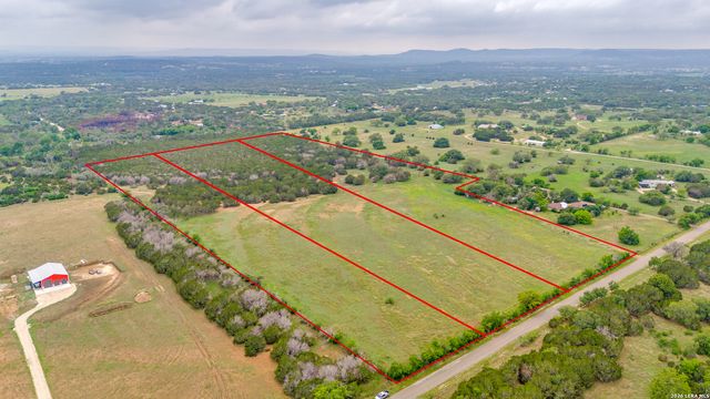 TRACT 2 Elm Pass, Bandera, TX 78003