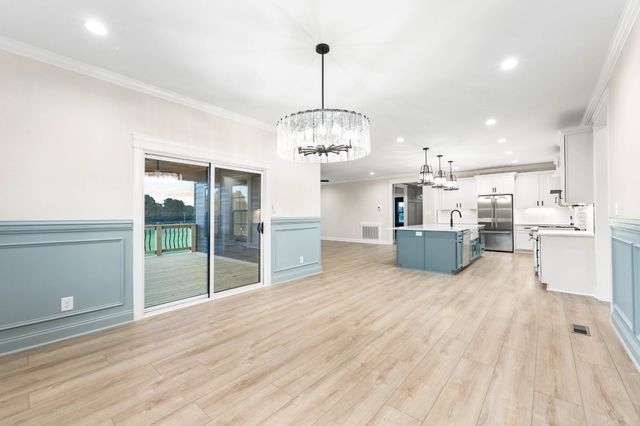 230 Hall Ct, Adams, TN 37010