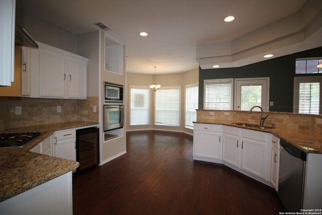 12802 Aqua Valley, Helotes, TX 78023