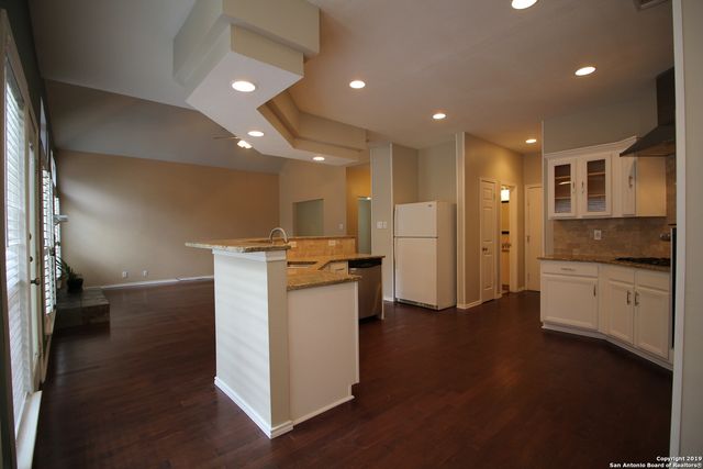 12802 Aqua Valley, Helotes, TX 78023