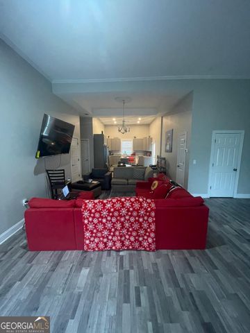 6860 PARKWAY Drive, Lithonia, GA 30058