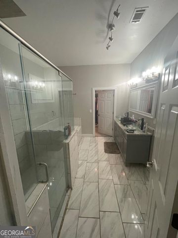 6860 PARKWAY Drive, Lithonia, GA 30058