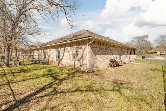 17292-17298 Cedar Rock Ct Court, College Station, TX 77845