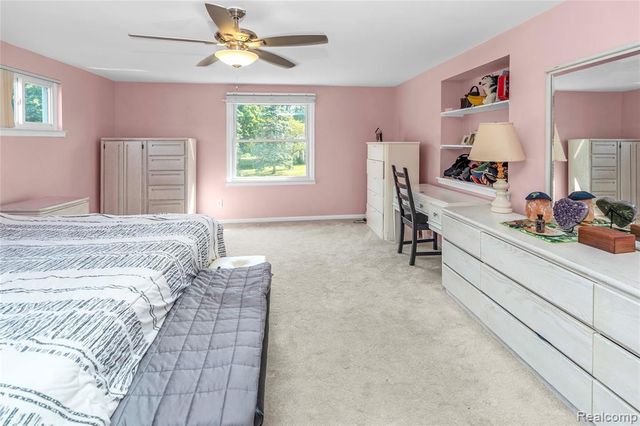 3739 Fife Lane, West Bloomfield, MI 48323