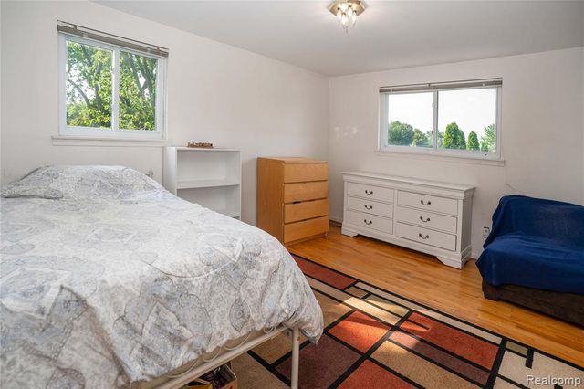 3739 Fife Lane, West Bloomfield, MI 48323