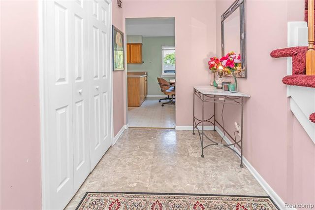 3739 Fife Lane, West Bloomfield, MI 48323