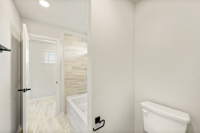 12525 Panther Creek Drive, Godley, TX 76044