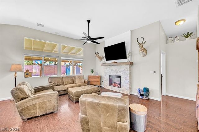 7525 Evening Falls Drive, Las Vegas, NV 89131