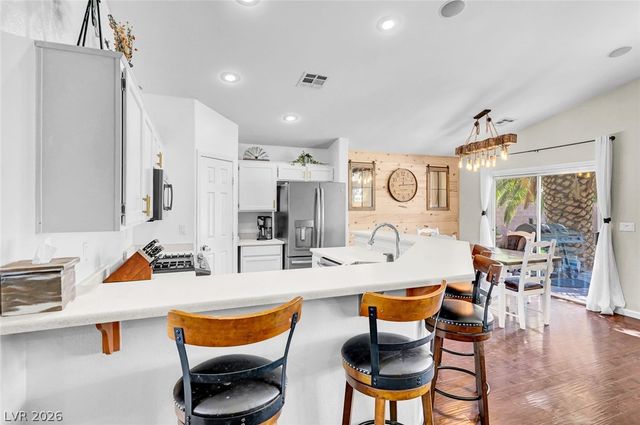 7525 Evening Falls Drive, Las Vegas, NV 89131