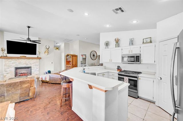 7525 Evening Falls Drive, Las Vegas, NV 89131