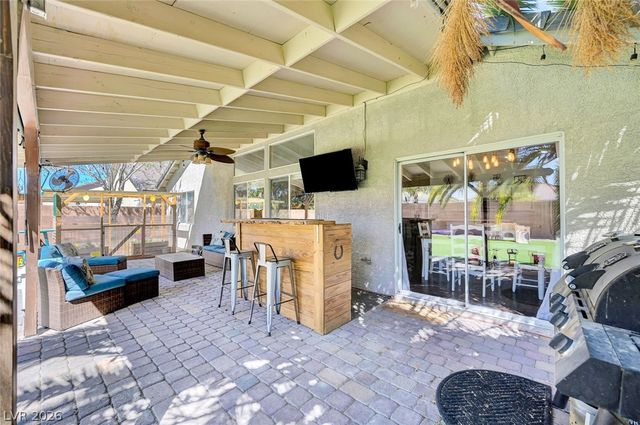 7525 Evening Falls Drive, Las Vegas, NV 89131