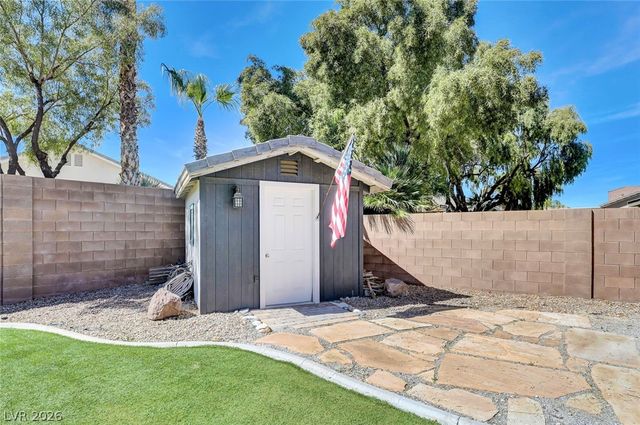 7525 Evening Falls Drive, Las Vegas, NV 89131