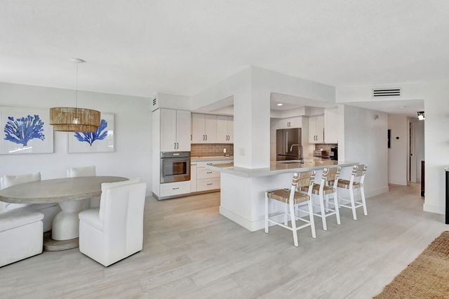 1000 Lowry Street 5E, Delray Beach, FL 33483