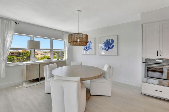 1000 Lowry Street 5E, Delray Beach, FL 33483